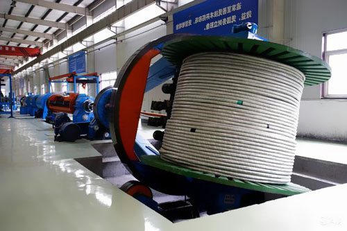 布線的工藝是怎樣的，能夠確保線路為&ldquo; 活線 &rdquo;嗎?